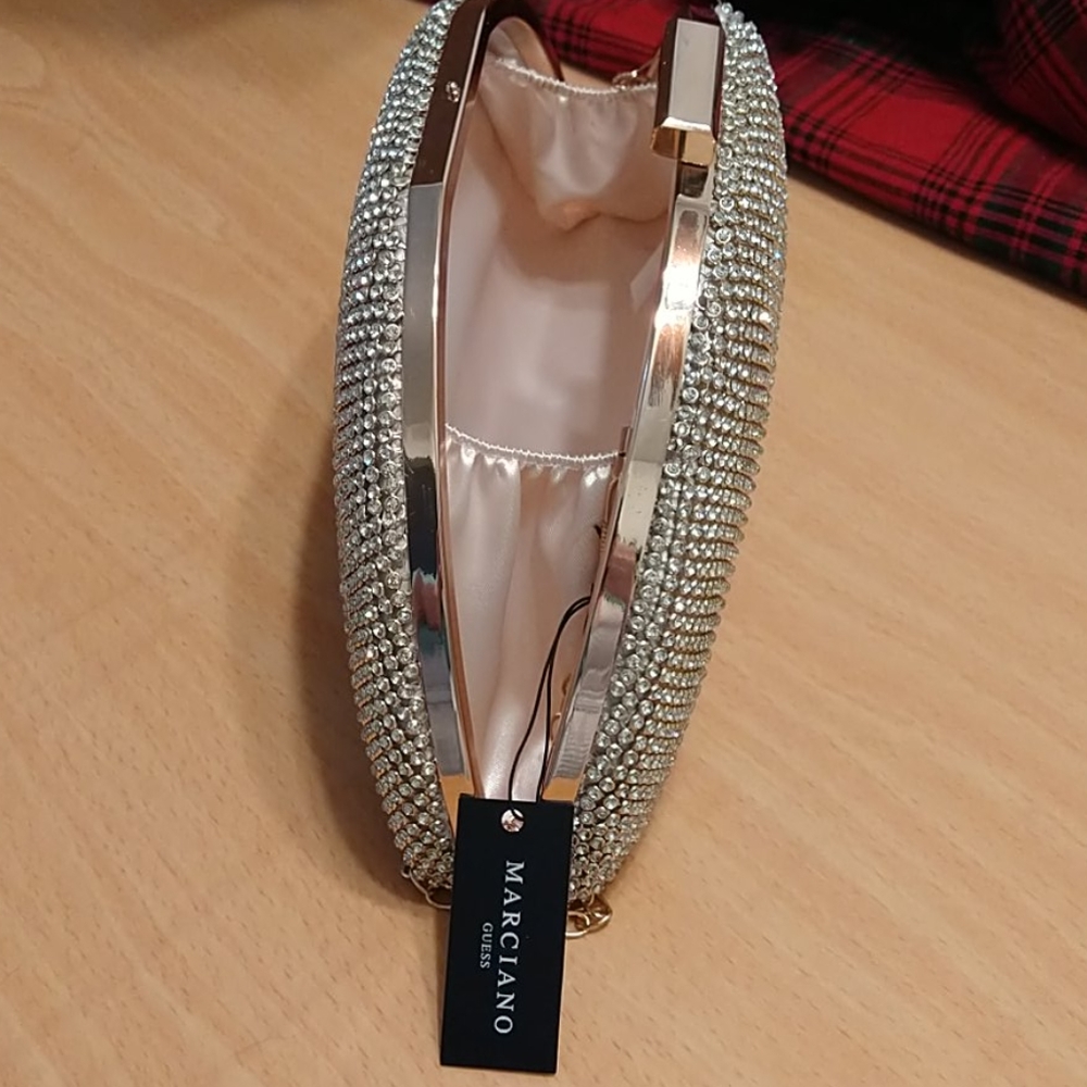 Purse - Picture 3 of 4
